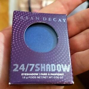 Urban Decay 24/7 Single Eyeshadow in Charged (Deep Blue Shimmer) NEW IN BOX